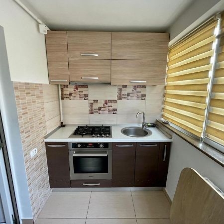 Appartement Garsoniera Moderna Parcare Internet à Piteşti Extérieur photo