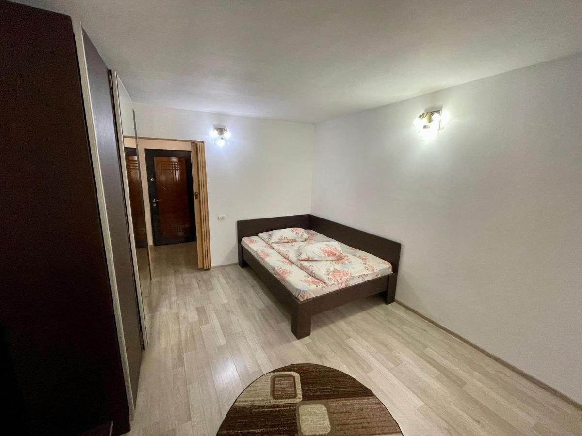 Appartement Garsoniera Moderna Parcare Internet à Piteşti Extérieur photo