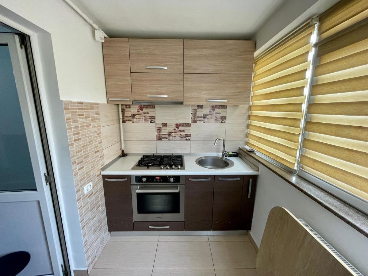 Appartement Garsoniera Moderna Parcare Internet à Piteşti Extérieur photo